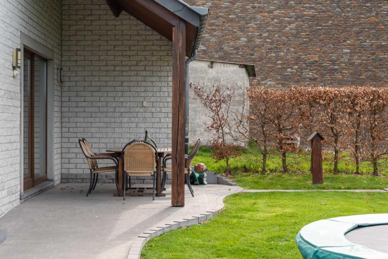 Vila Le Logis Des Haan Bastogne Exteriér fotografie