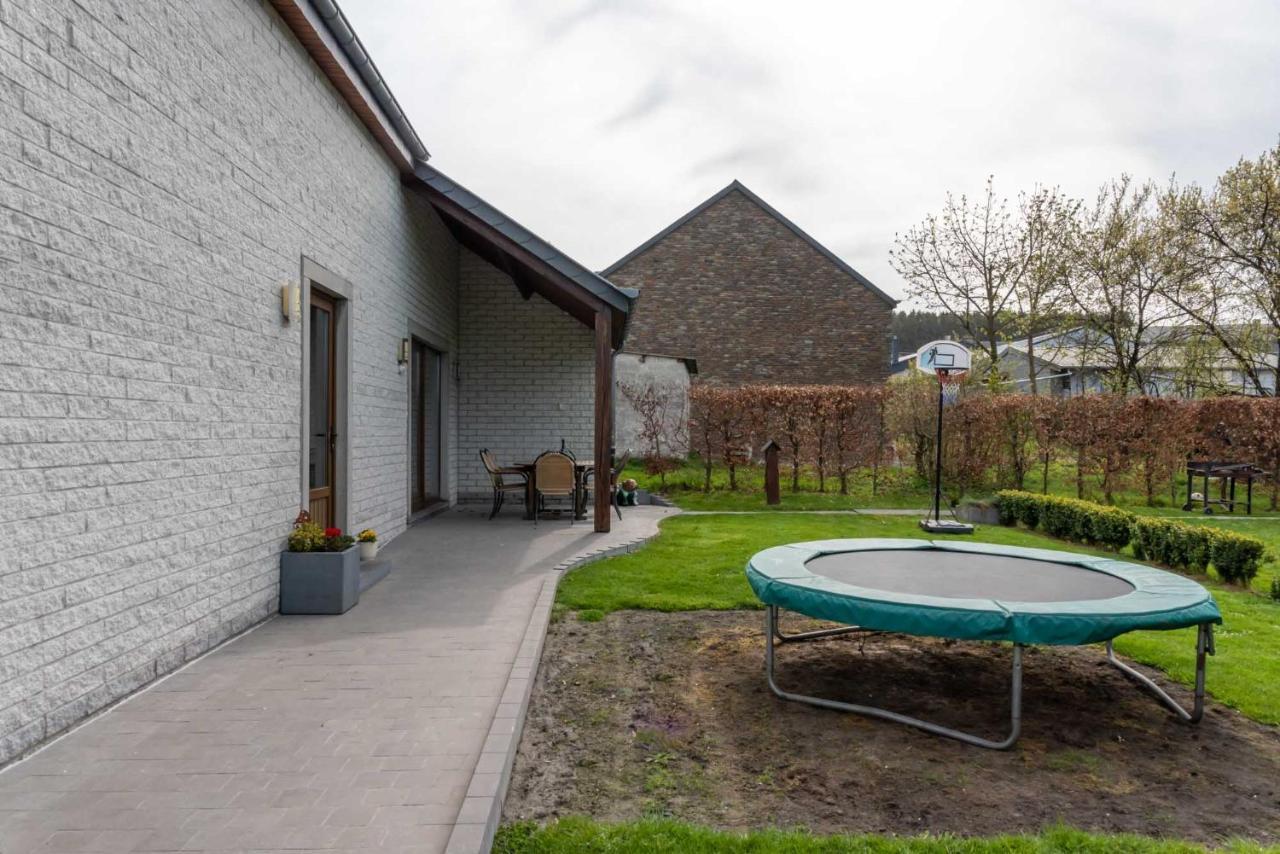 Vila Le Logis Des Haan Bastogne Exteriér fotografie